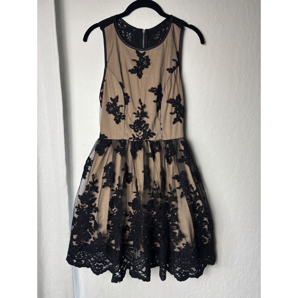 Trixxi Black Lace Sequin Tan Whimsygoth Fit & Flare Party Dress Size 1